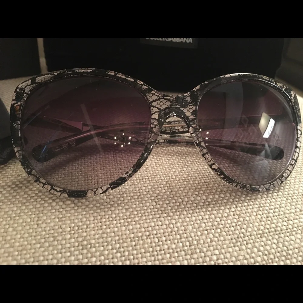 🔥SUPER SALE 🔥Dolce and Gabbana lace sunglasses